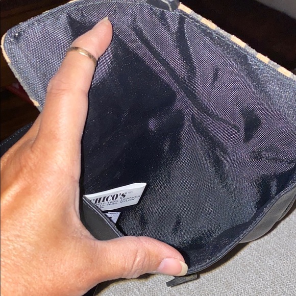 Chicos leather Crossbody nwot - Picture 2 of 2